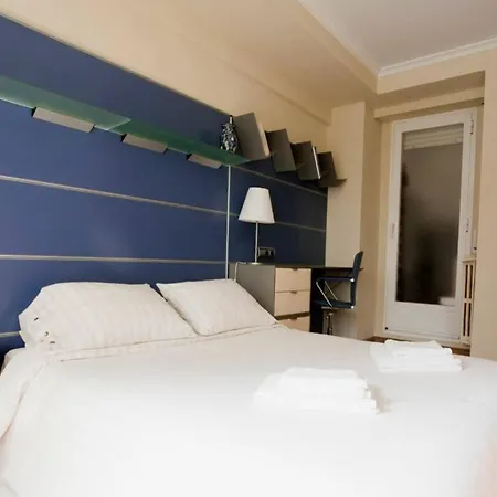 Apartment Luxury W/terrace Near The Wifi
